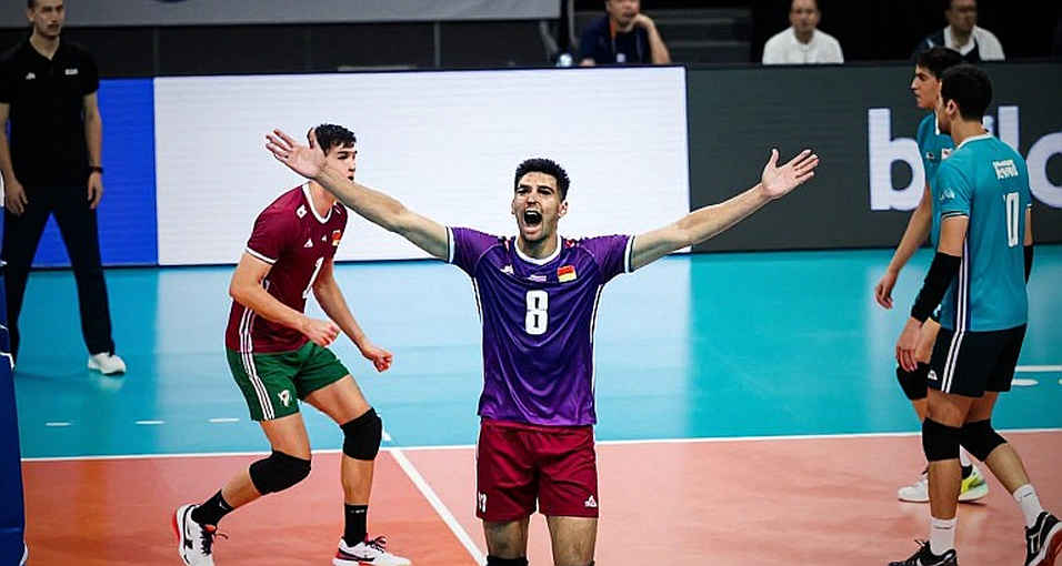 দা নাংয়ের শিরোপা, অধিনায়কের শেষ জানালা: ভিয়েতনামের ছাত্র ভলিবলে এক পুনর্নির্মাণের সঙ্কেত