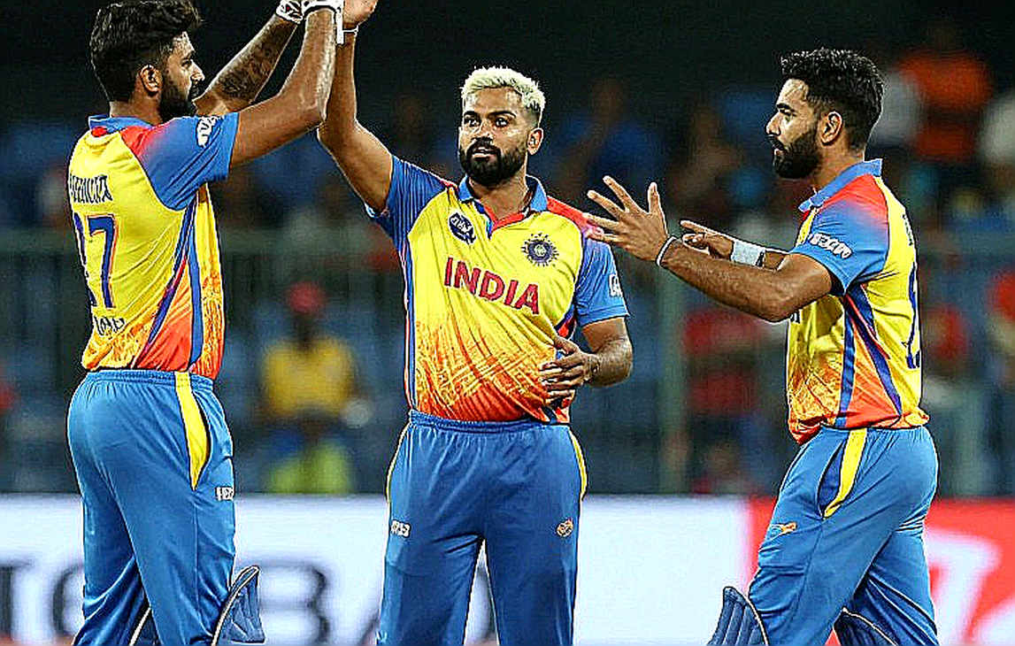 হারমানপ্রীত কৌরের যুগাবসান: এক দশক পর ভারতের নারী দলের নেতৃত্ব ছাড়লেন তিনি